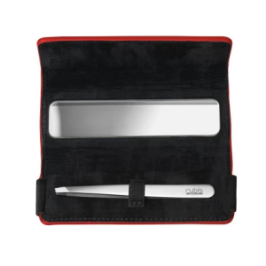 Etui en cuir rouge avec...